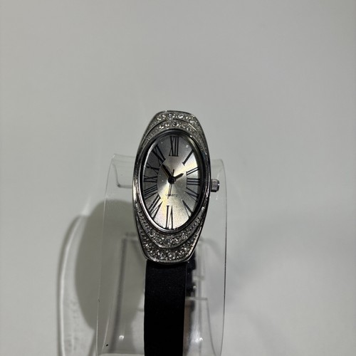 Ladies avon quartz silvertone - quartz,