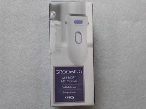 Tesco grooming wet dry lady - wet,