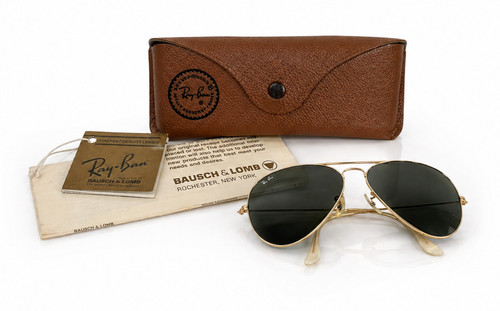 Authentic vintage 80s ray - authentic,