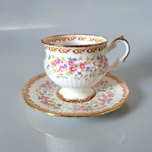 Vintage elizabethan cup and - elizabethan,