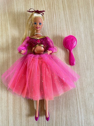 Vintage pretty barbie - vintage,