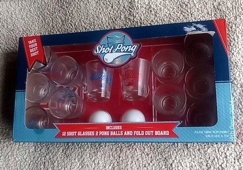 Shot pong drinking board game - pong,