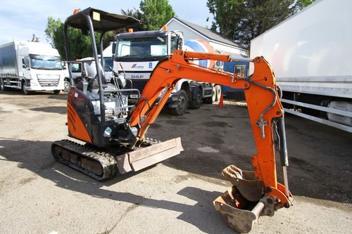 2010 hitachi zx17u ylr - 2010,
