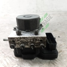2015 RENAULT CLIO ABS PUMP 0.9
