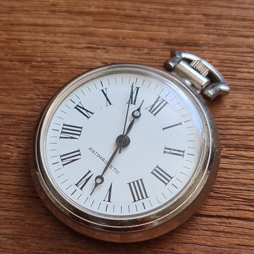 Vintage metal antimagnetic - vintage,