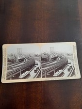 Stereoscopic View Looking