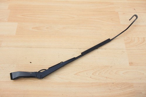 Left windscreen wiper - windscreen, (rhd