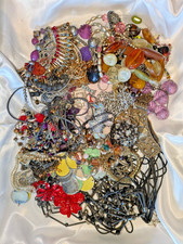 1.5kg mixed costume jewellery
