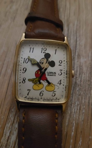 New vintage lorus mickey mouse - new,