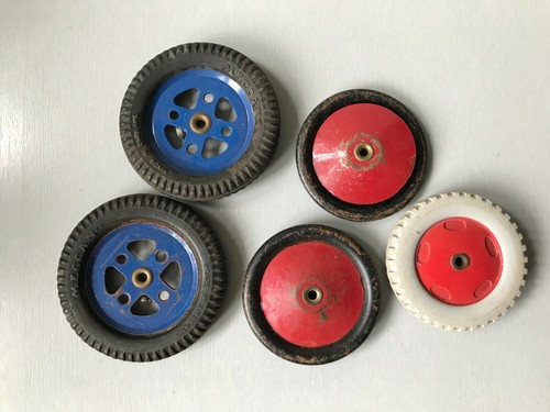 Meccano small selection - meccano,