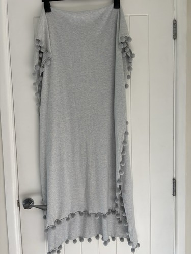 White company pale grey - pale, pompom