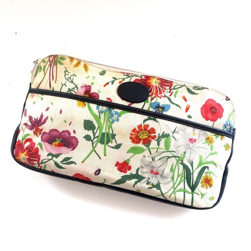 Authentic vintage gucci flora - vintage,