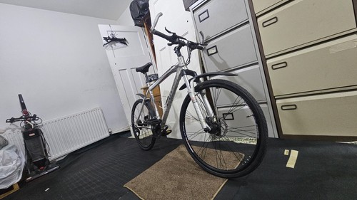 Cluad buttler hybrid bicycle