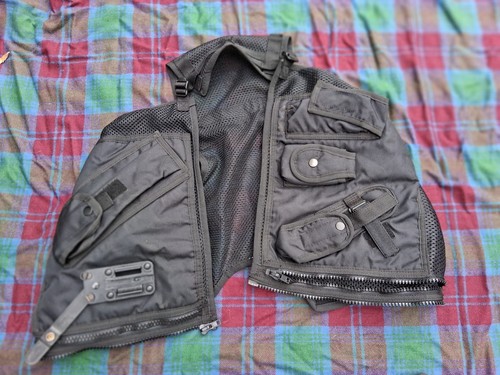 Black 999 tactical vest - black,
