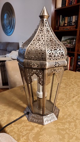 Moroccan table lamp - table,