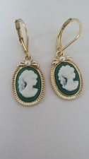 Cameo Green And White On 925