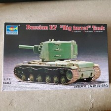 Trumpeter 07236 Russian KV