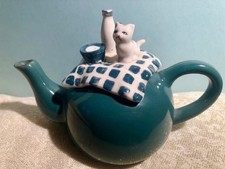 Vintage cute cat teapot, great
