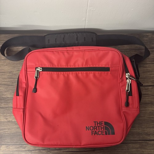 The north face - face, shoulder