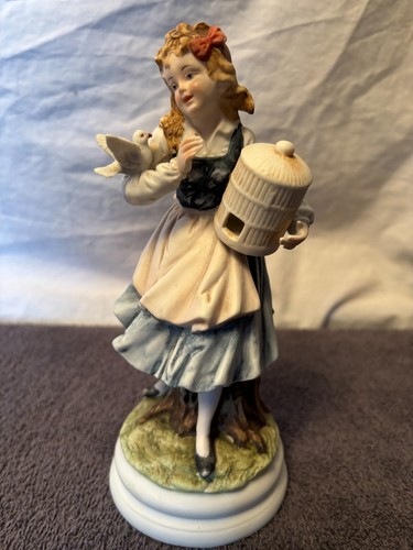 Vintage china figurine a - of,