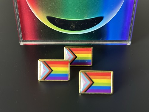 Pride lapel pin - x,