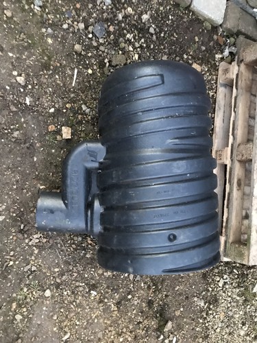 Gully pot - gully,