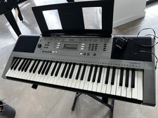 Yamaha PSR-E353 61-Key