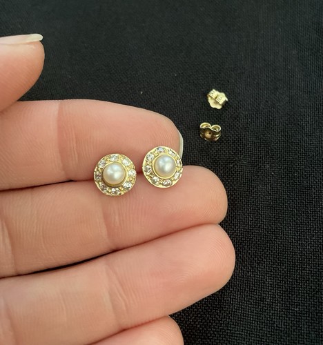 Gold pearl earrings with 9k - gold,