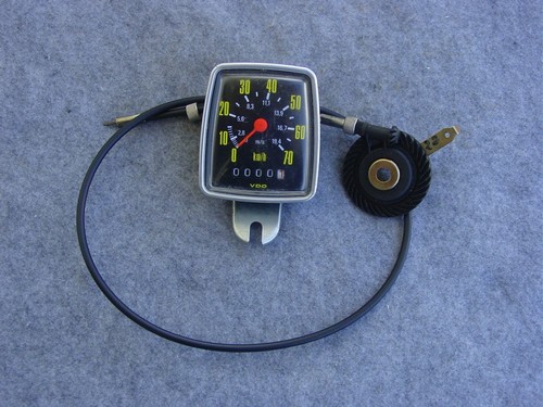 Vdo trio speedometer approx - 70,