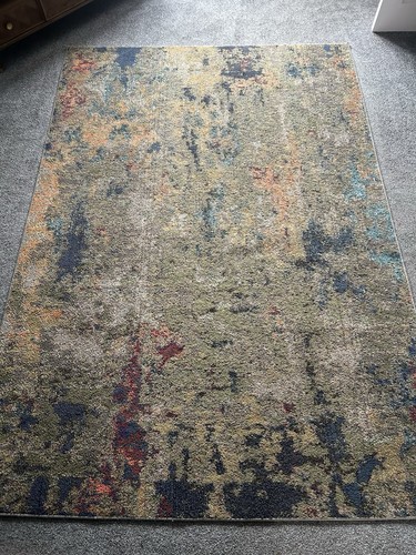 Next abstract beige - next, red