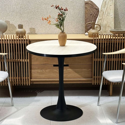 Tulip table for - 4, persons
