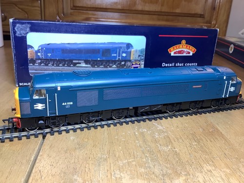 Bachmann 651 blue - blue, class