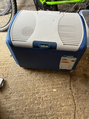 Halfords 19l electric cool box - 19l,