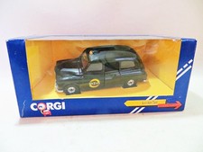 CORGI C425/3 'AUSTIN FX4