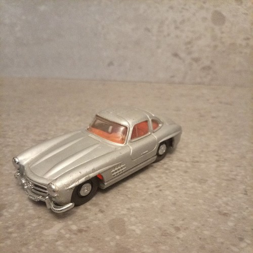 Dinky toys mercedes 300 - mercedes, sl