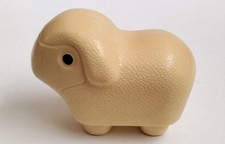 VINTAGE  LITTLE  TYKES   SHEEP  NOAH'S  ARK     COMBINE POSTAGE