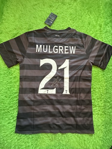 Charlie mulgrew signed celtic - mulgrew,