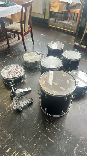 Mixed drum kit with a - kit,