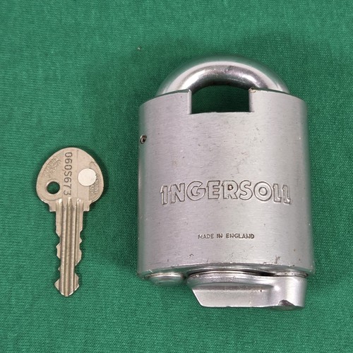 Vintage ingersoll impregnable - ingersoll,