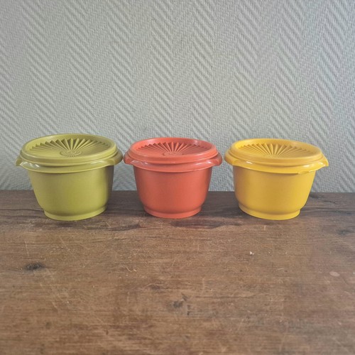 Vintage tupperware bowls - vintage,
