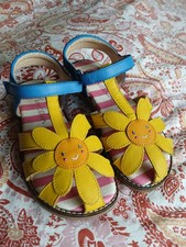 Boden girls sandals size 32