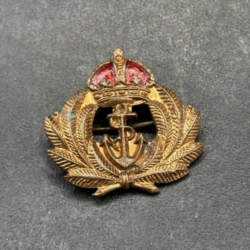 Royal navy badge brooch pin - royal,