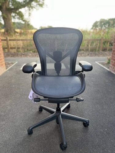 Herman miller aeron - miller,
