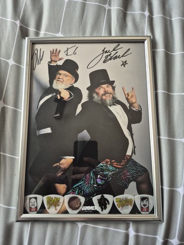 Tenacious signed picture - d,