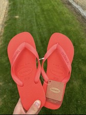 Havaianas Top Flip Flops Coral