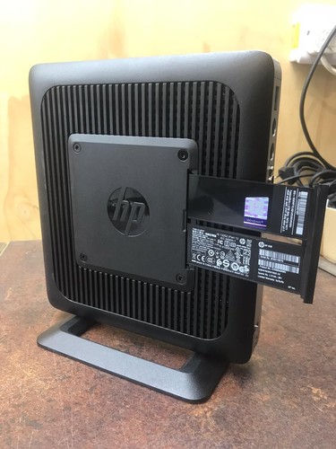 T630 128ssd 8gb ddr4 amd - hp,