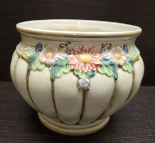 Vintage large ceramic floral - large,