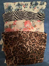 Assorted neck scarf bundle X4