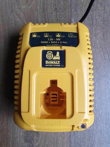 Dewalt 18v battery - 7.2v-18v,