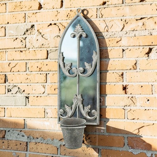 Arched garden wall - arched, with